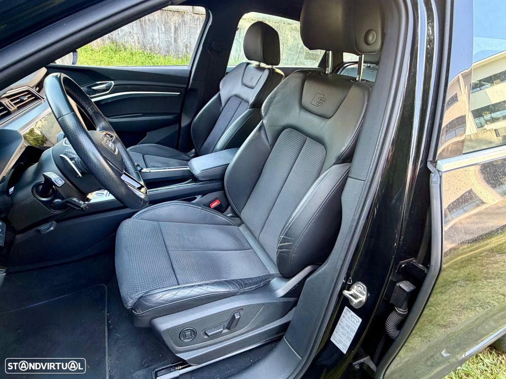Audi e-tron 55 quattro S line - 38