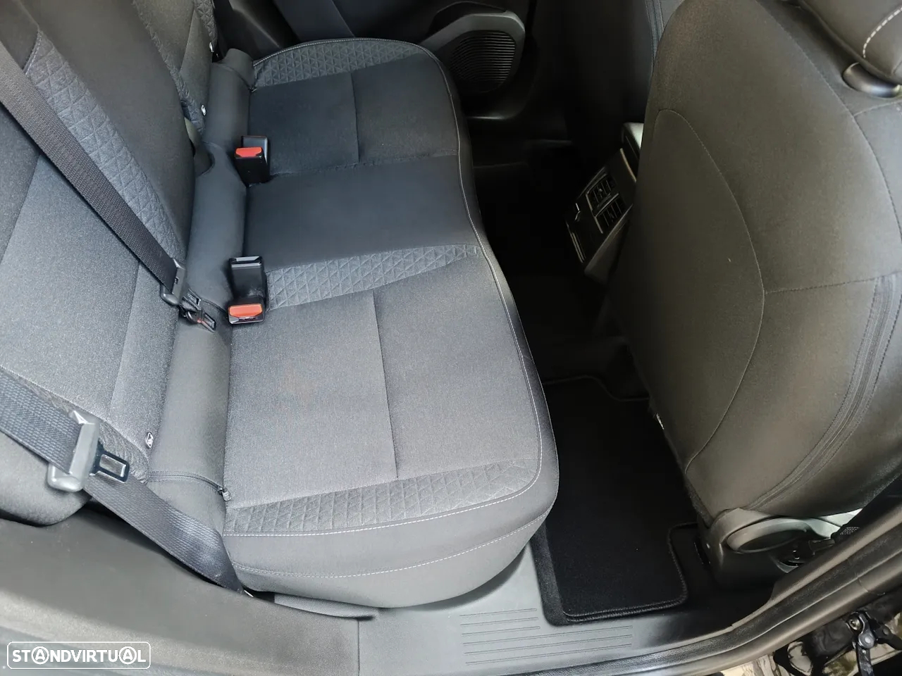 Renault Captur 1.0 TCe Exclusive Bi-Fuel - 33