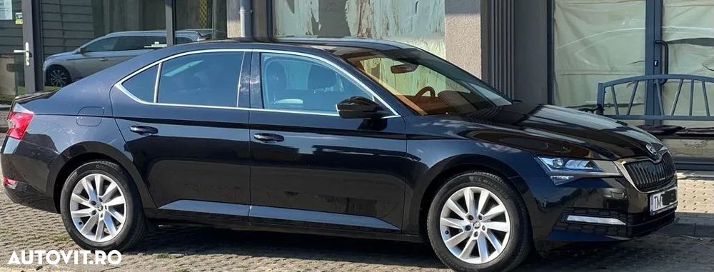 Skoda Superb 2.0 TDI DSG Ambition - 3