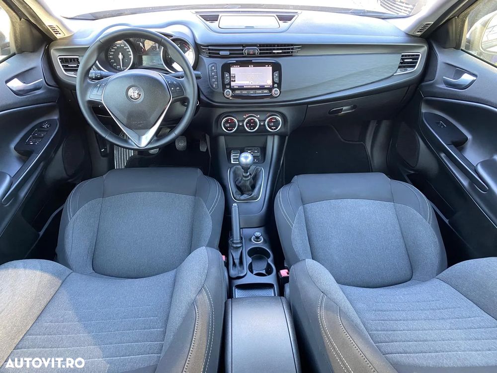 Alfa Romeo Giulietta - 5