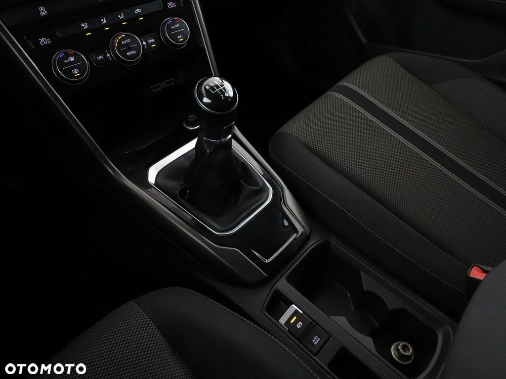 Volkswagen T-Roc 1.0 TSI Style - 31