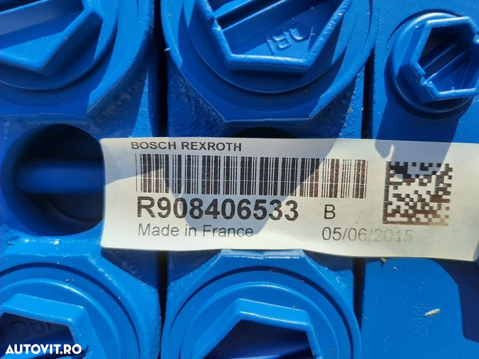 Distribuitor Rexroth cod. R908406533 B - 4