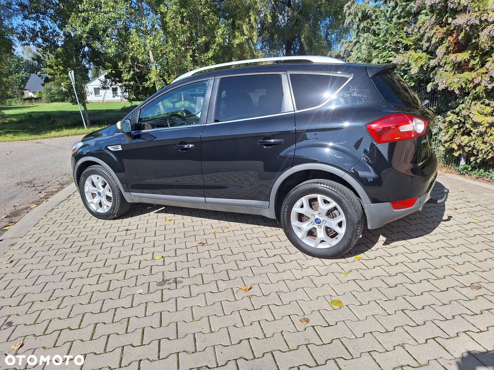 Ford Kuga - 8