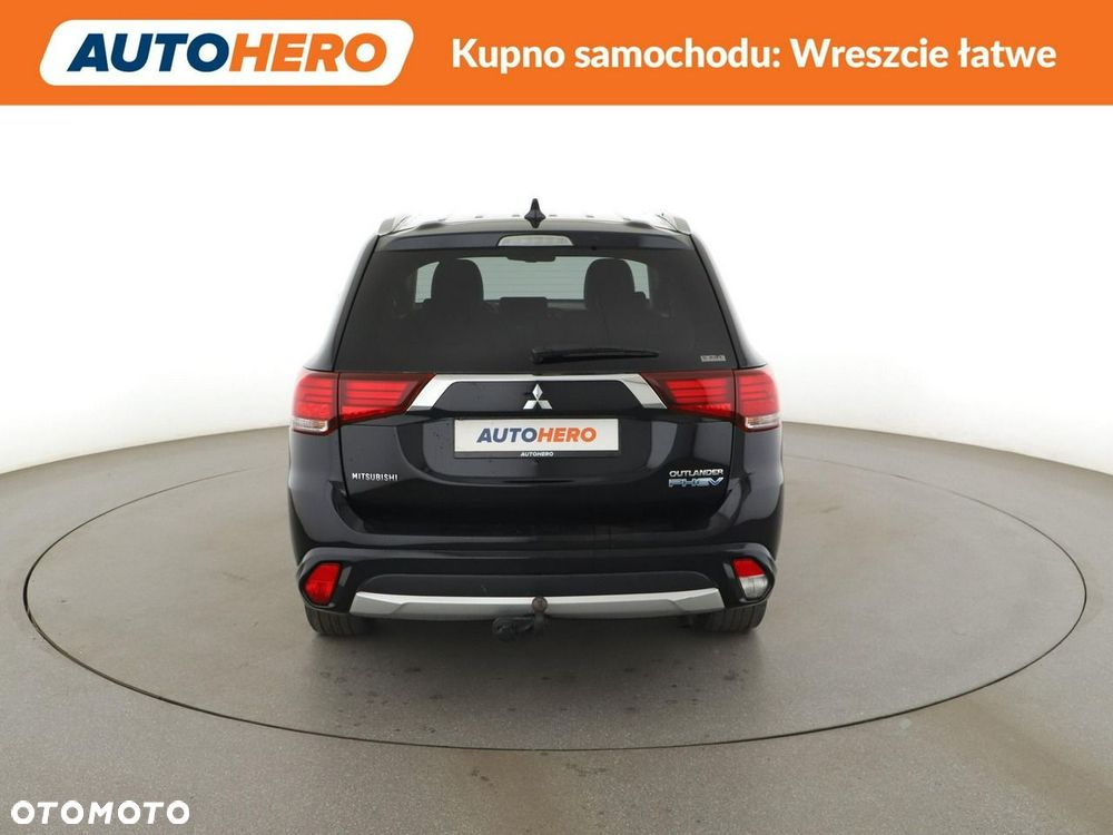 Mitsubishi Outlander Intense + - 8