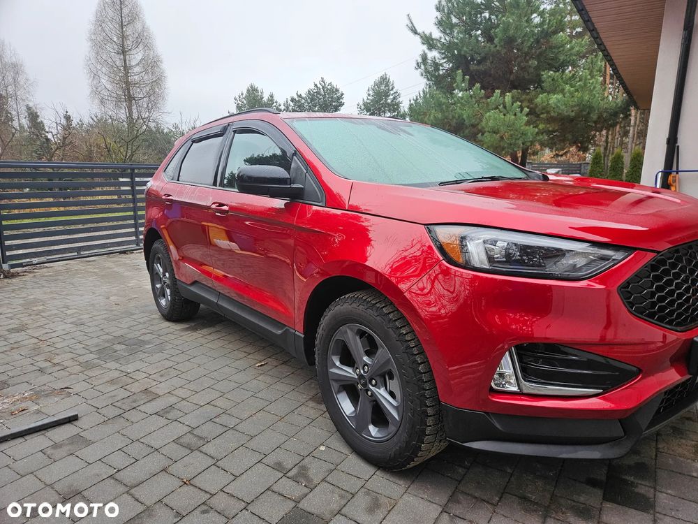 Ford Edge - 2
