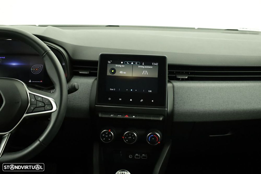 Renault Clio 1.0 TCe Evolution - 9