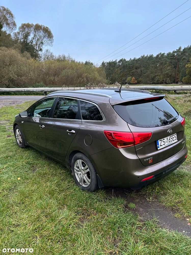 Kia Ceed 2015 photo 5