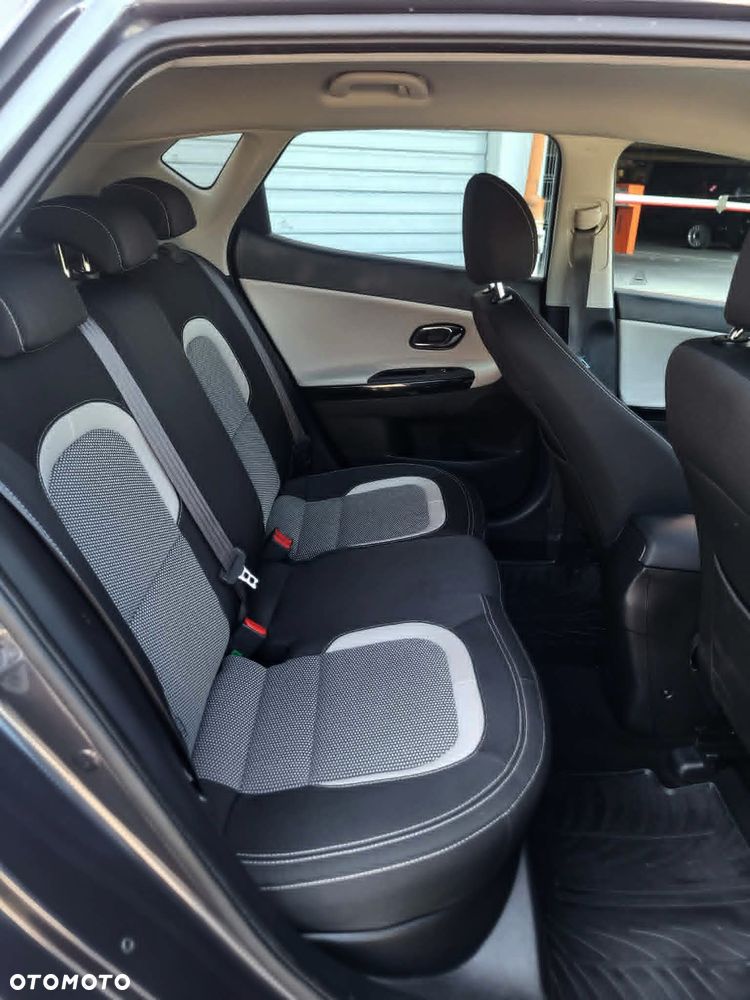 Kia Ceed 1.4 CVVT ISG Dream-Team Edition - 11