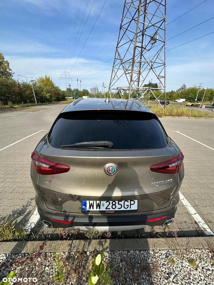 Alfa Romeo Stelvio 2.0 Turbo Super Q4 - 4