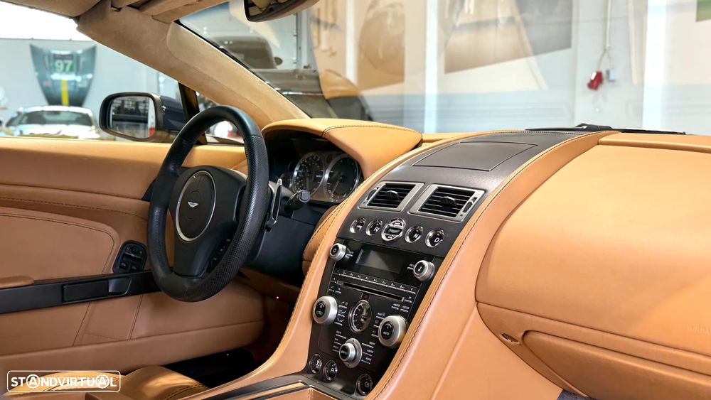 Aston Martin Vantage Roadster V8 Sportshift - 18
