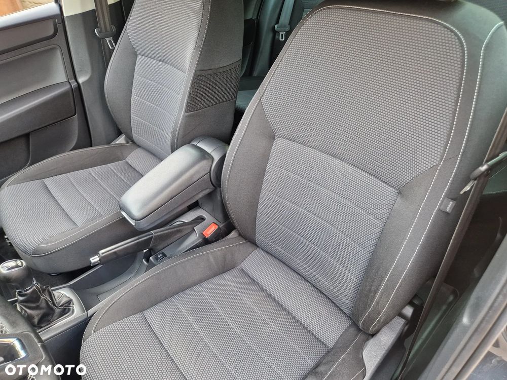 Skoda RAPID 1.2 TSI Cool Edition - 9