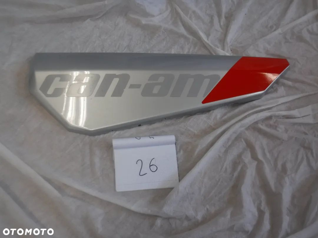 PRAWY PANEL DRZWI Z NAKLEJKĄ MAVERICK X3 XRS - 1
