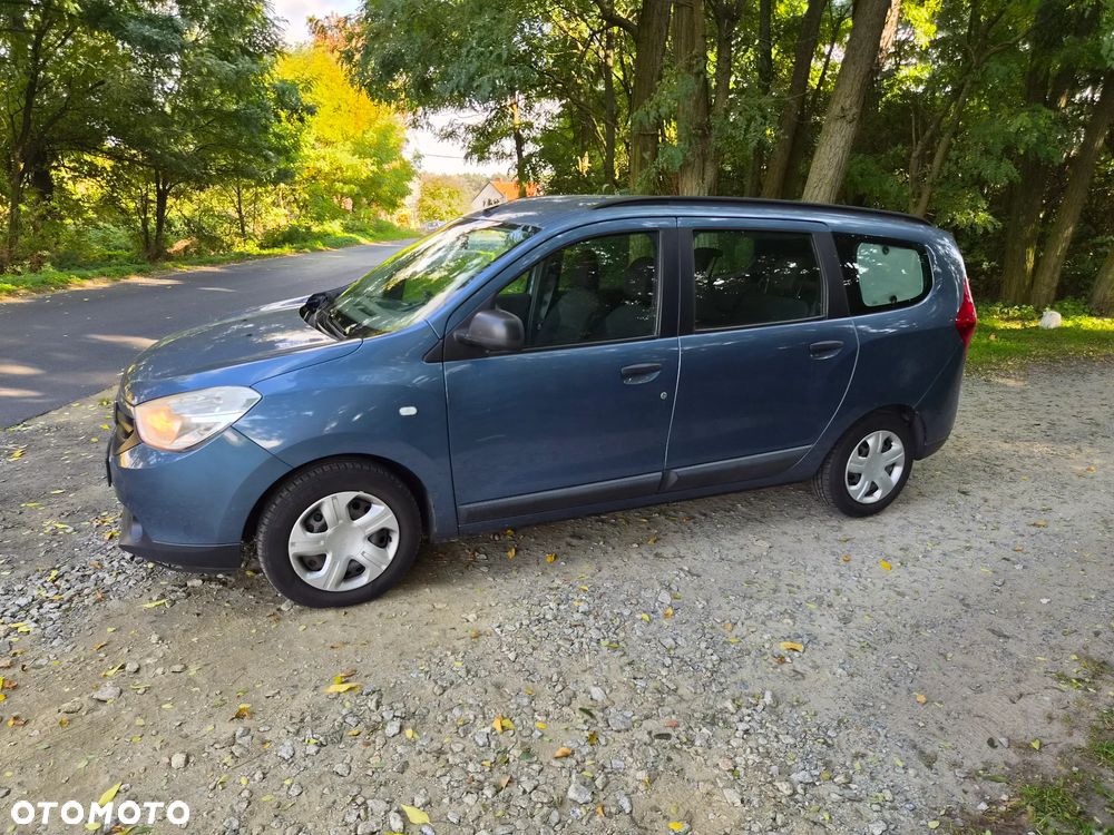 Dacia Lodgy 2013 photo 2