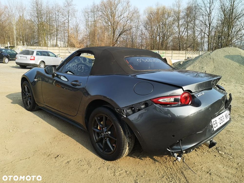 Mazda MX-5 RF SKYACTIV-G 131 Sports-Line - 28