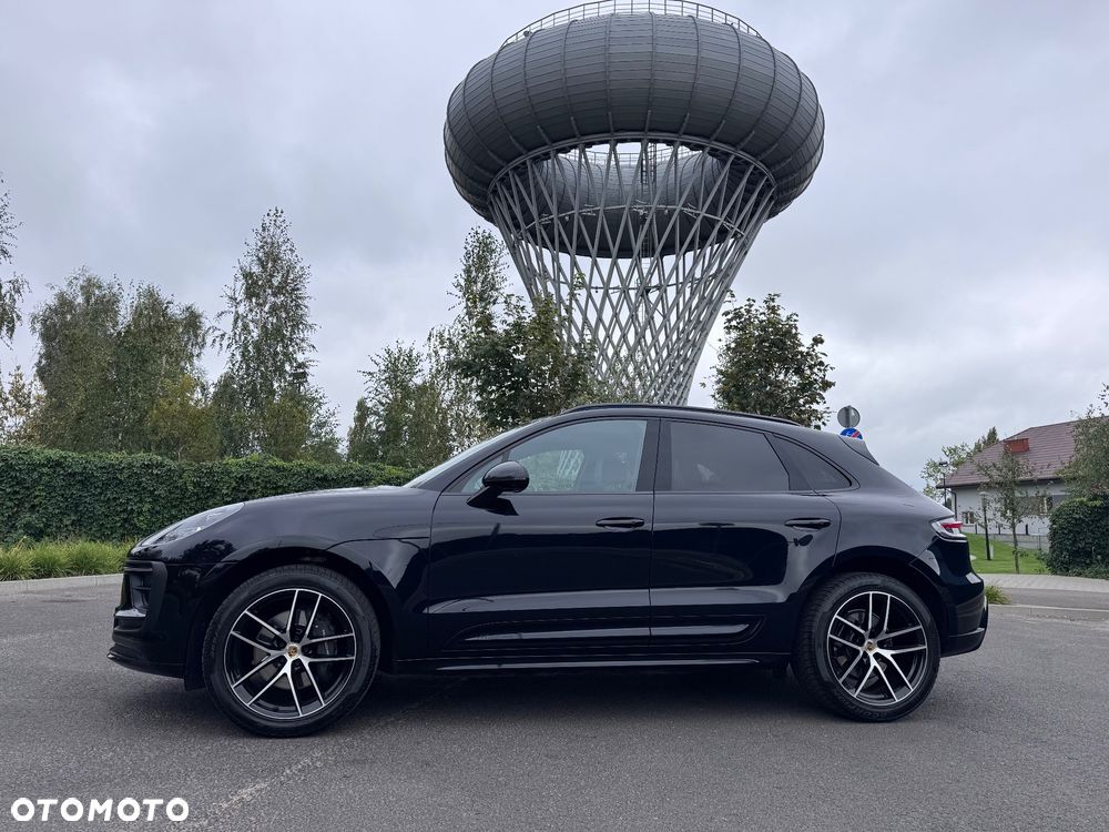 Porsche Macan T - 1