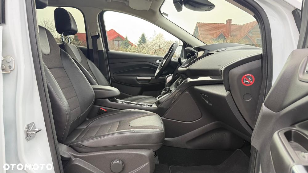 Ford Kuga 2.0 TDCi 4x4 Individual - 24