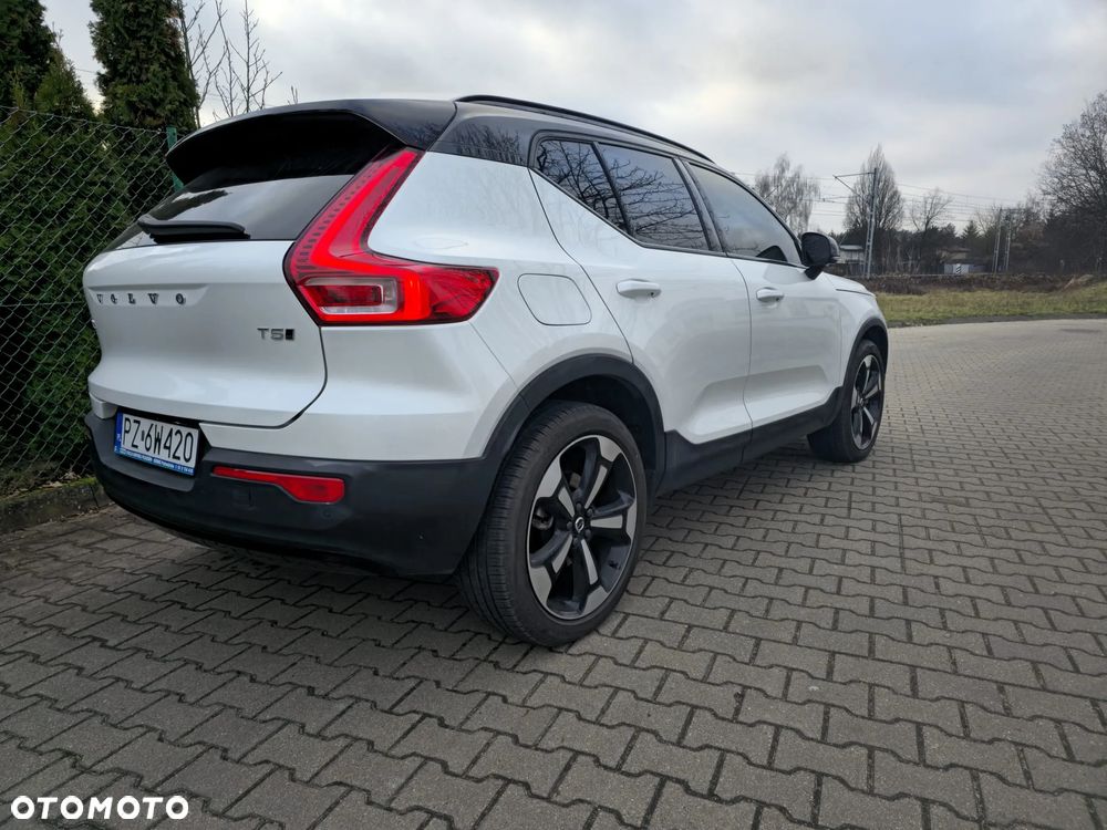 Volvo XC 40 T5 AWD R-Design - 9