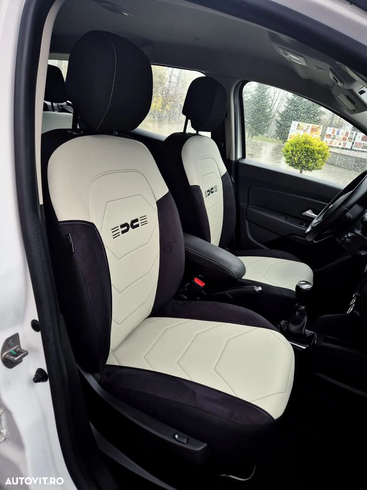 Dacia Duster 1.5 Blue dCi Prestige - 14