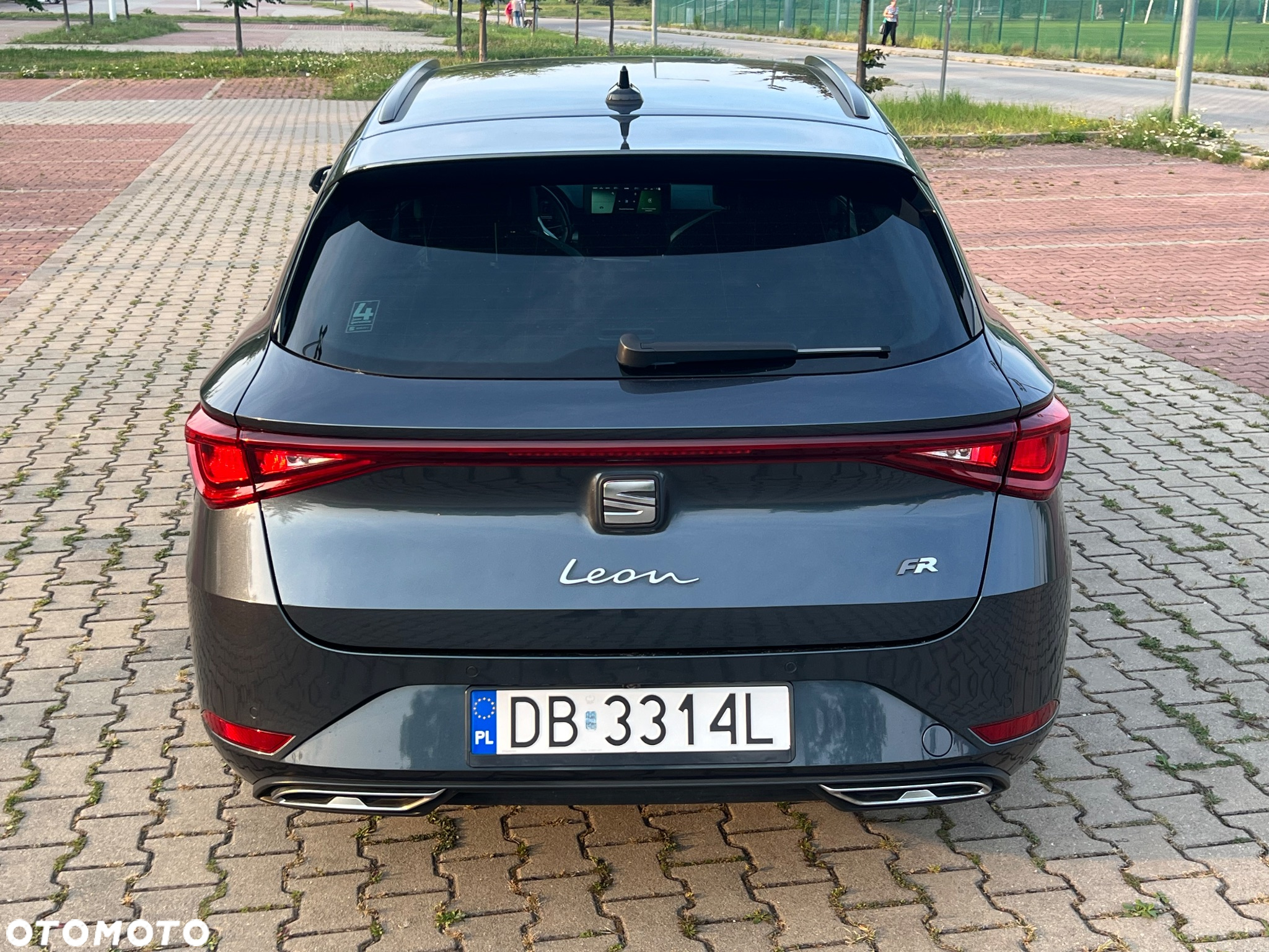 Seat Leon 2.0 TDI FR S&S DSG - 12