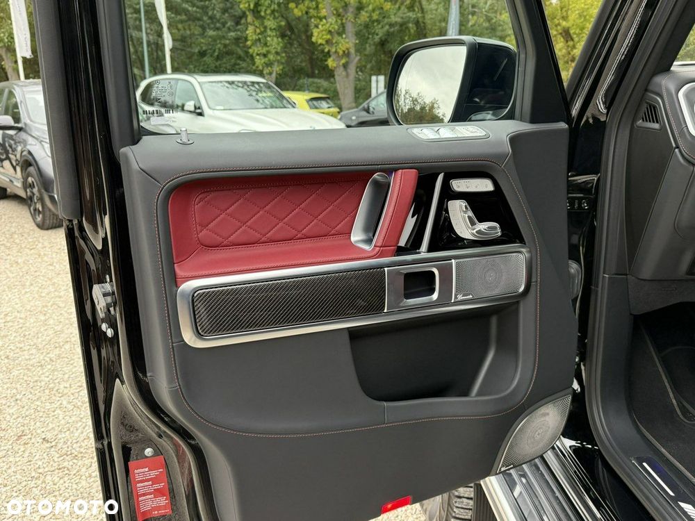 Mercedes-Benz Klasa G AMG 63 4x4 - 13
