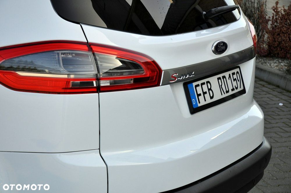 Ford S-Max - 16