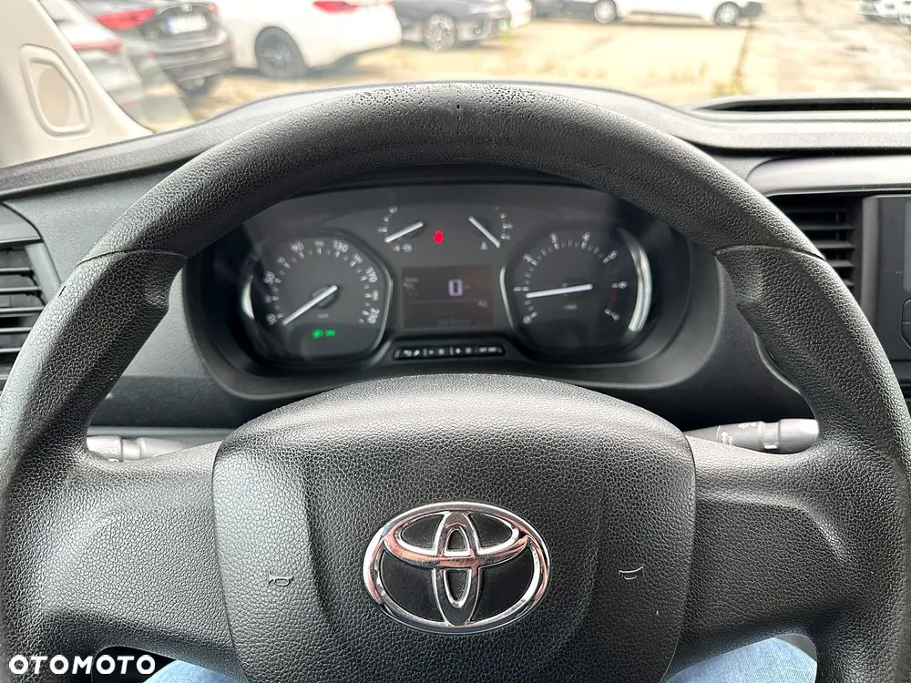 Toyota PROACE - 10