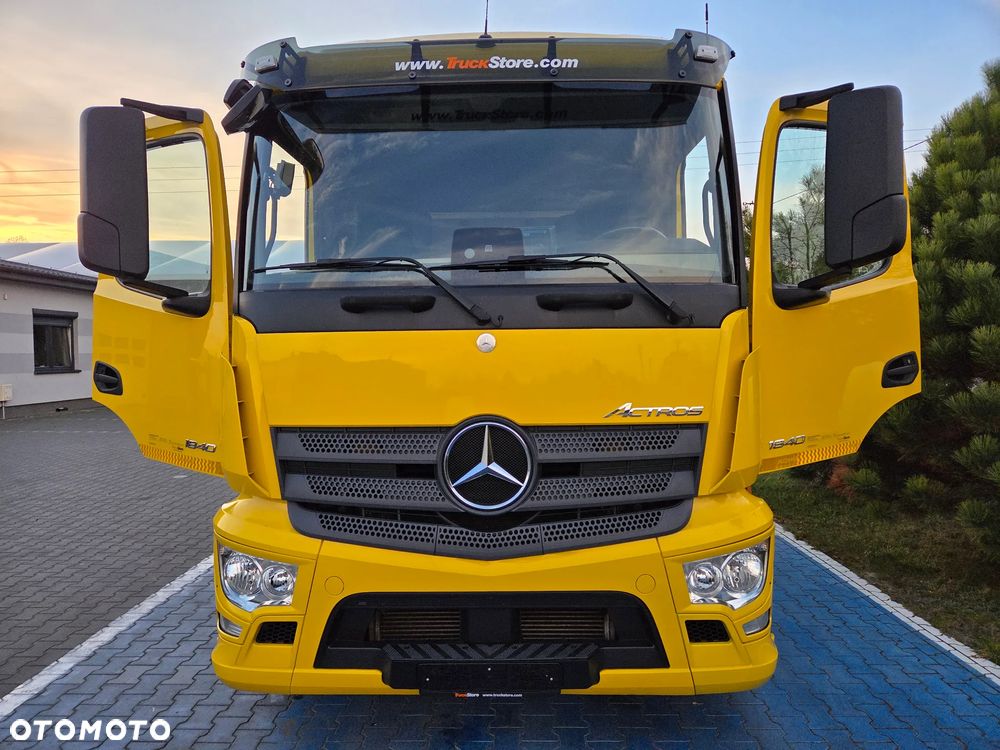 Mercedes-Benz Actros - 37