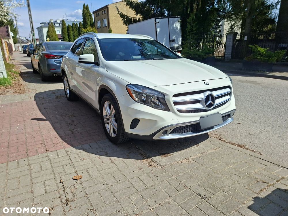 Mercedes-Benz GLA 250 4Matic 7G-DCT SCORE - 2