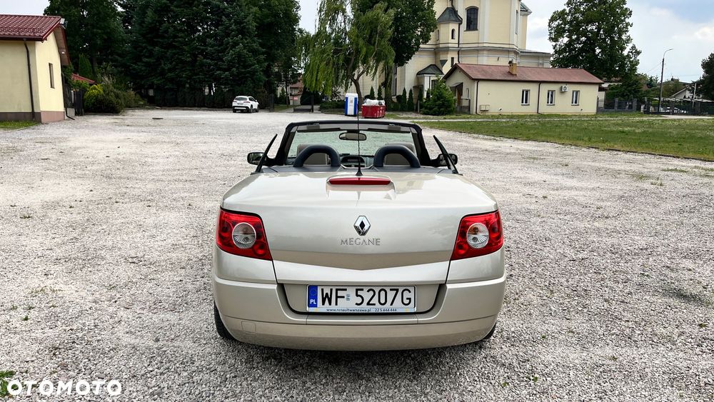 Renault Megane 2.0 16V Dynamique - 21