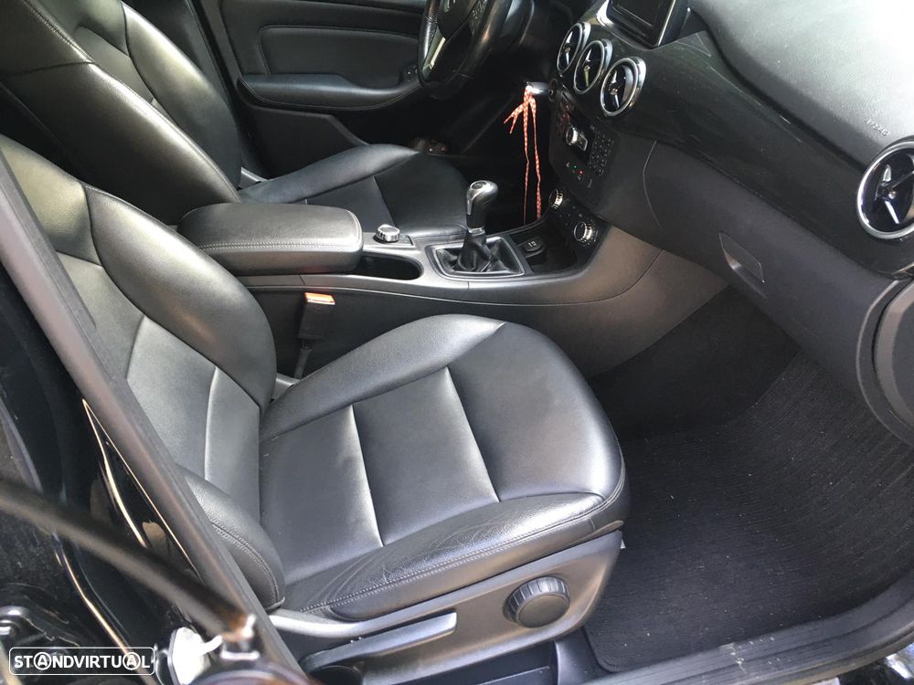 Mercedes-Benz B 180 CDI BlueEFFICIENCY - 8