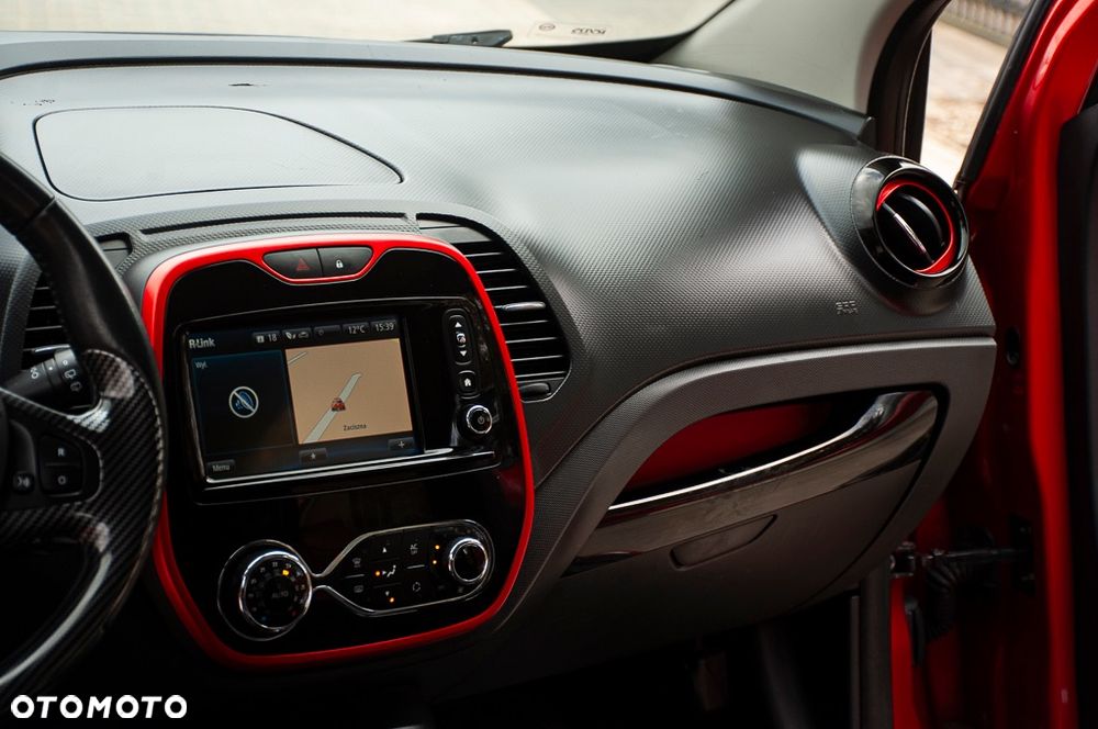 Renault Captur 1.2 TCe Helly Hansen EDC - 28