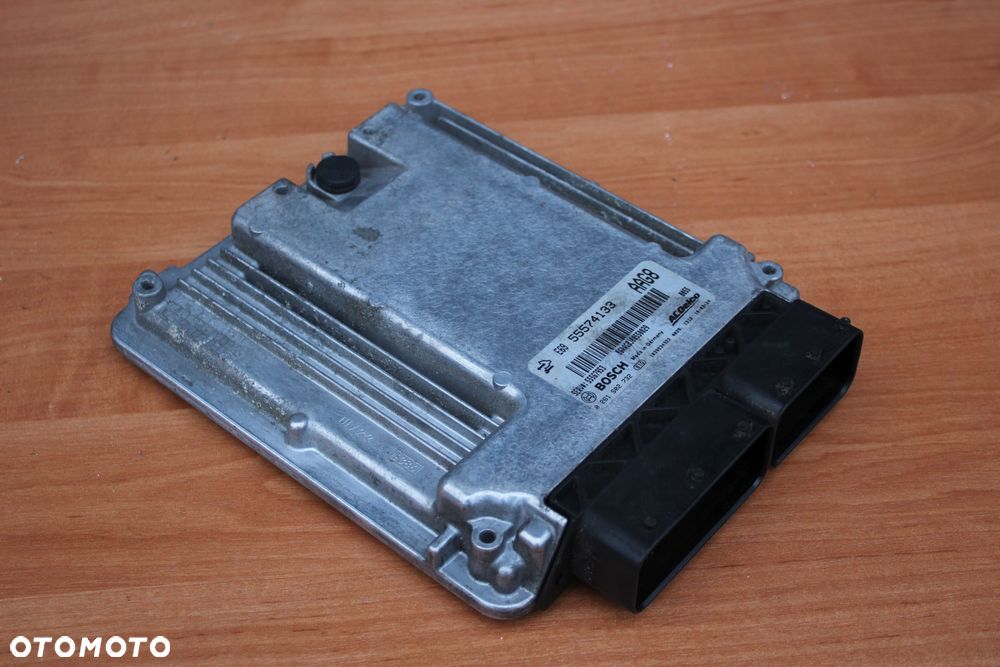 STEROWNIK KOMPUTER SILNIKA OPEL INSIGNIA 2.0T TURBO 55574133 0261s02732 - 6