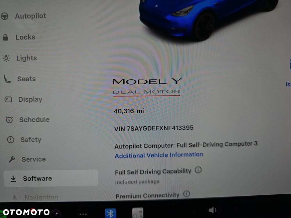 Tesla Y Performance AWD - 12