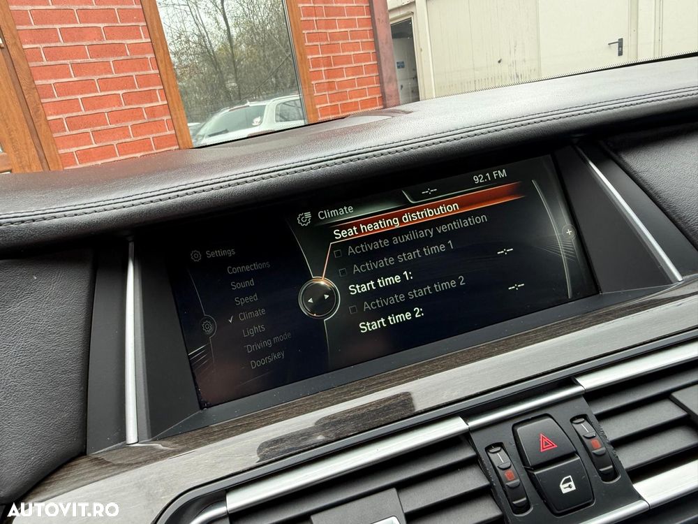 BMW Seria 7 730d xDrive Edition Exclusive - 29