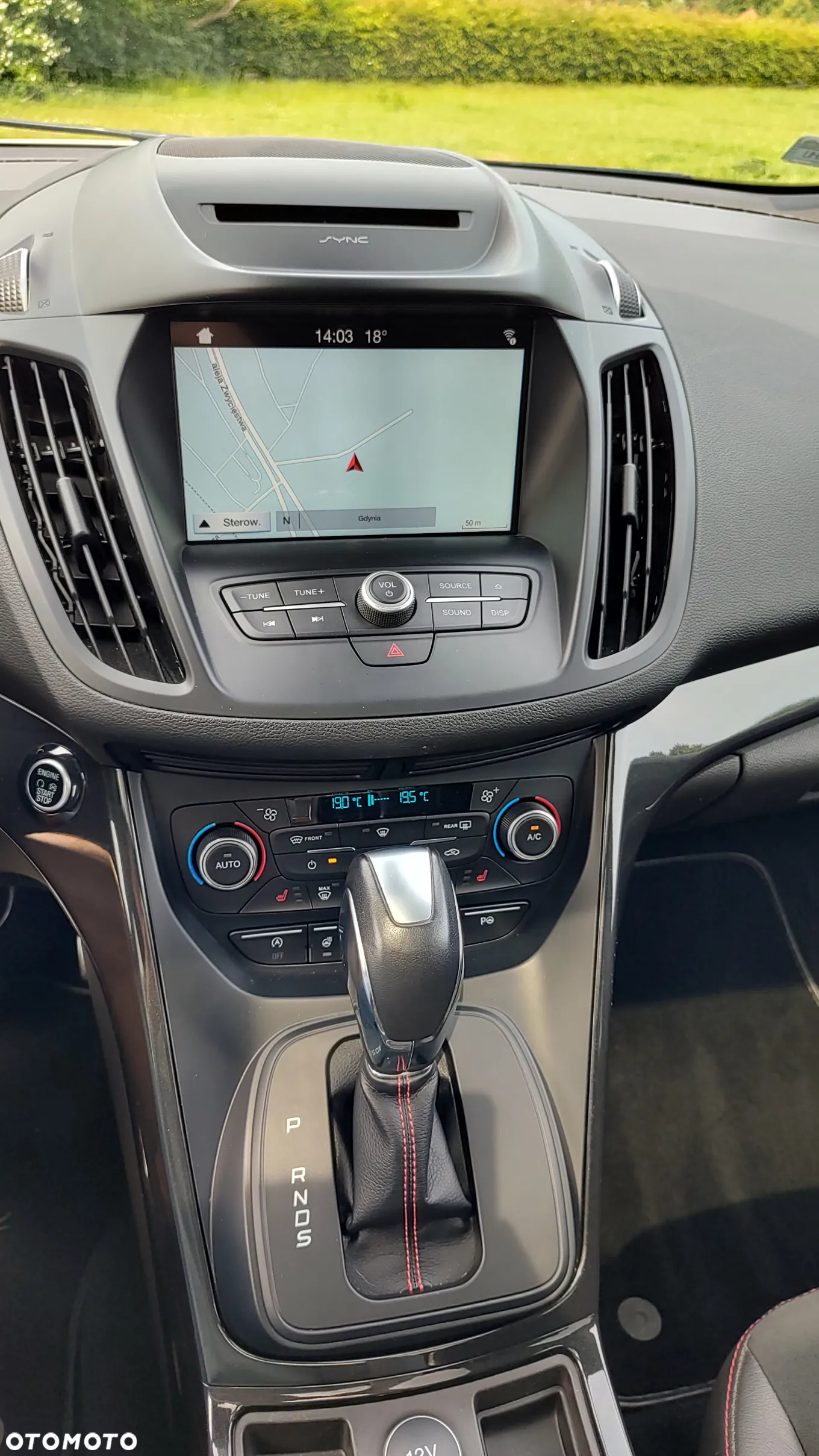 Ford Kuga 2.0 TDCi AWD ST-Line - 27