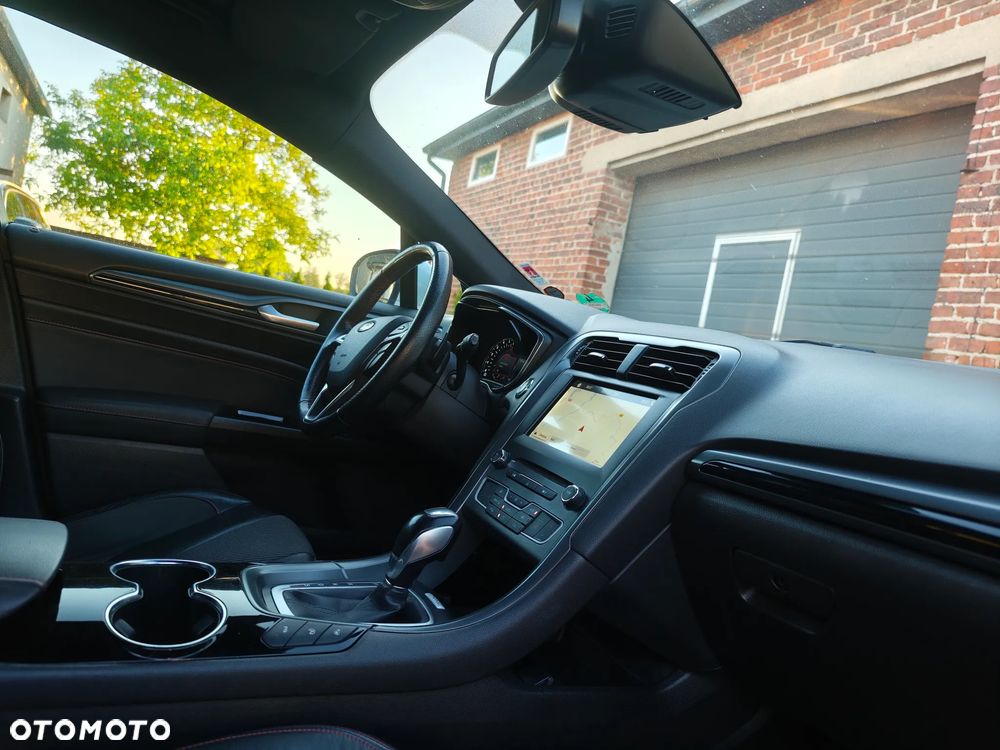 Ford Mondeo 2.0 TDCi ST-Line PowerShift - 34