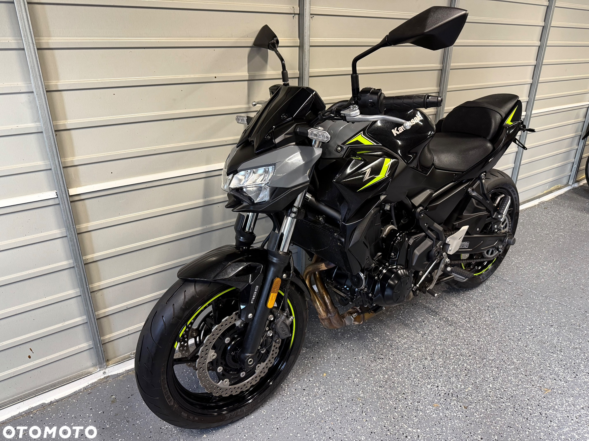 Kawasaki Z 650 - 9