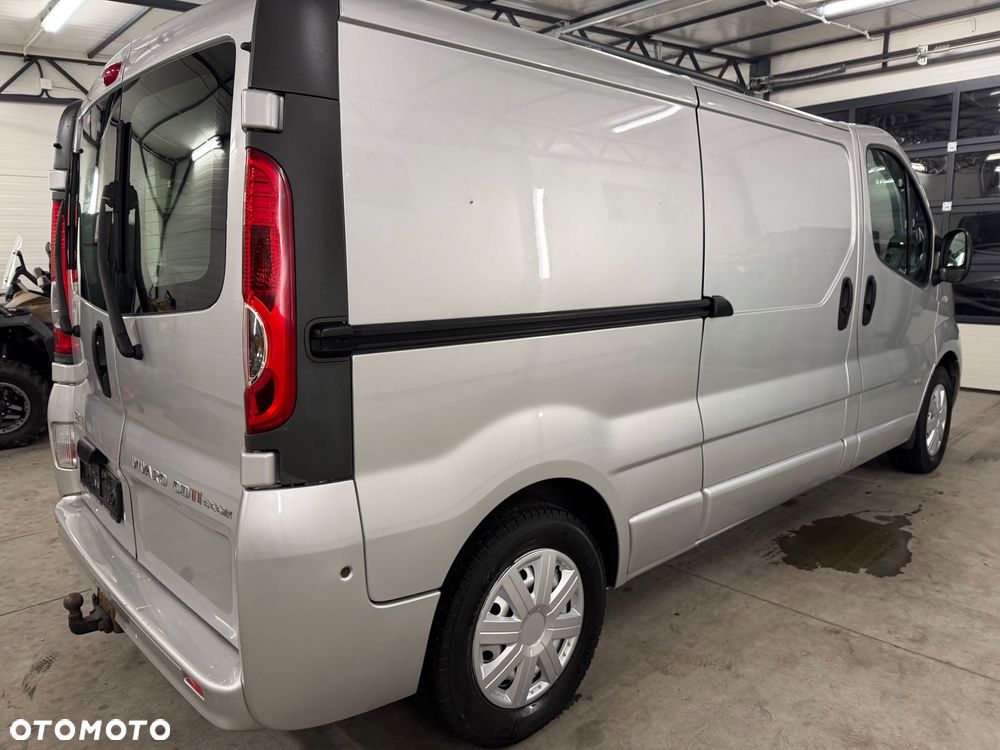 Opel Vivaro - 21