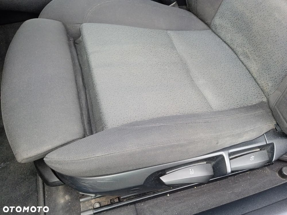BMW Seria 3 320d DPF Edition Exclusive - 8