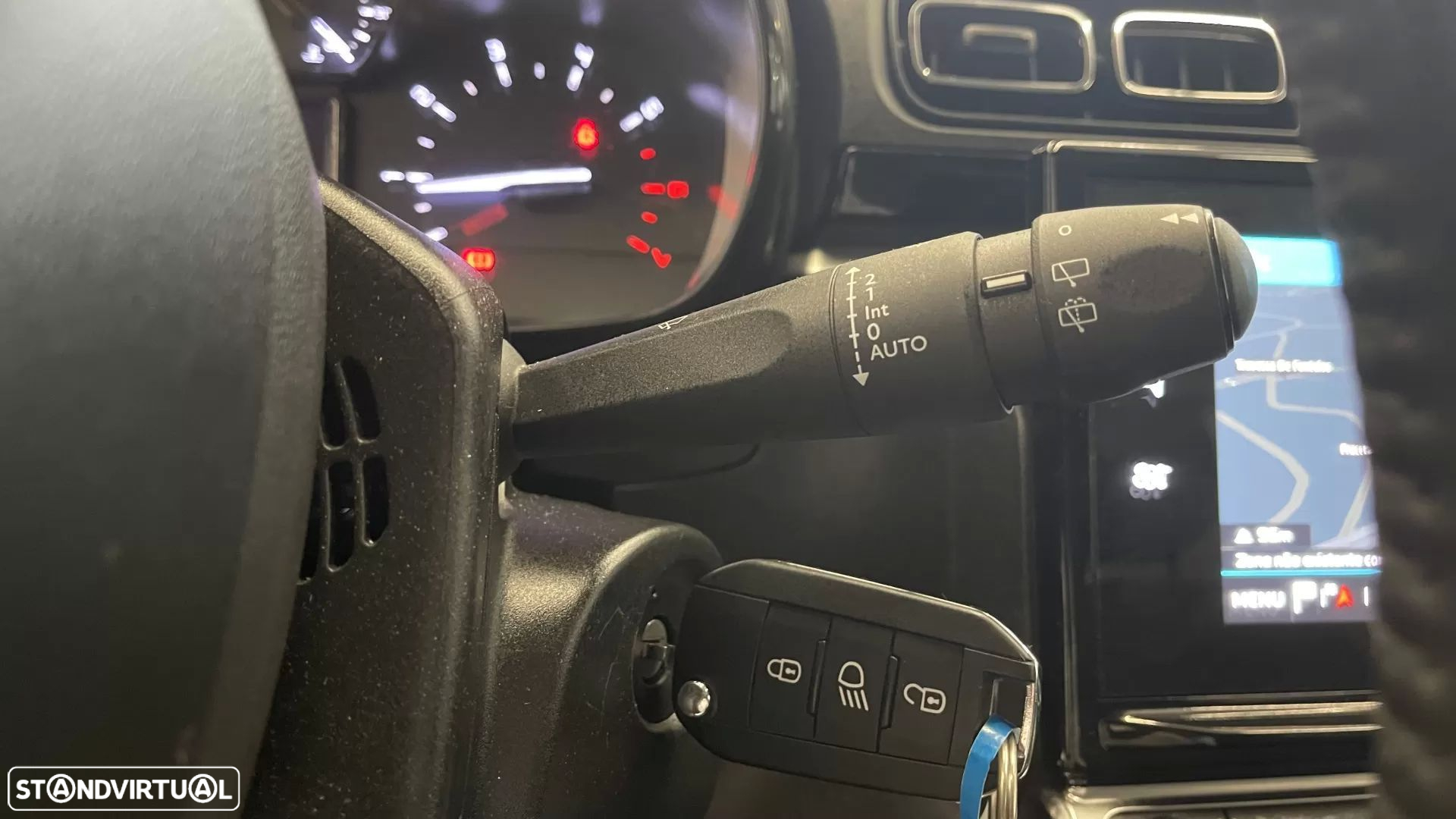 Citroën C3 1.2 PureTech Shine - 23