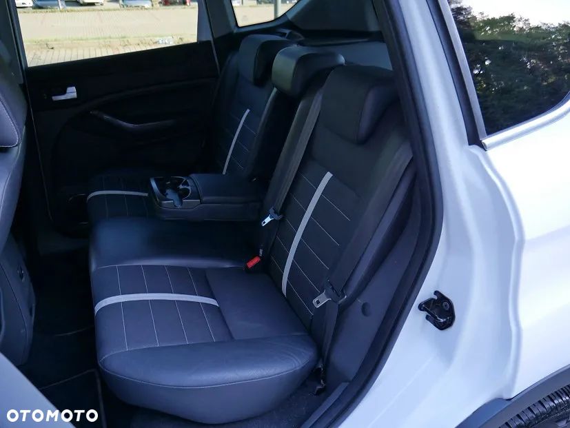 Ford Kuga 2.0 TDCi 4WD Titanium - 29