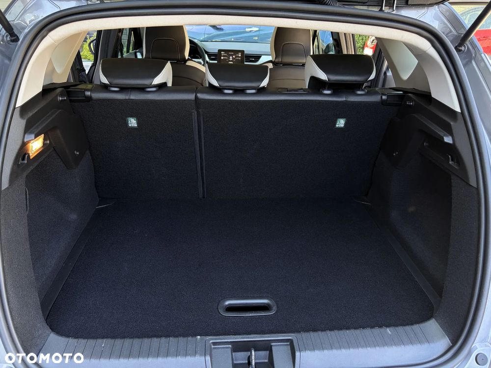 Renault Captur TCe 100 BUSINESS EDITION - 36