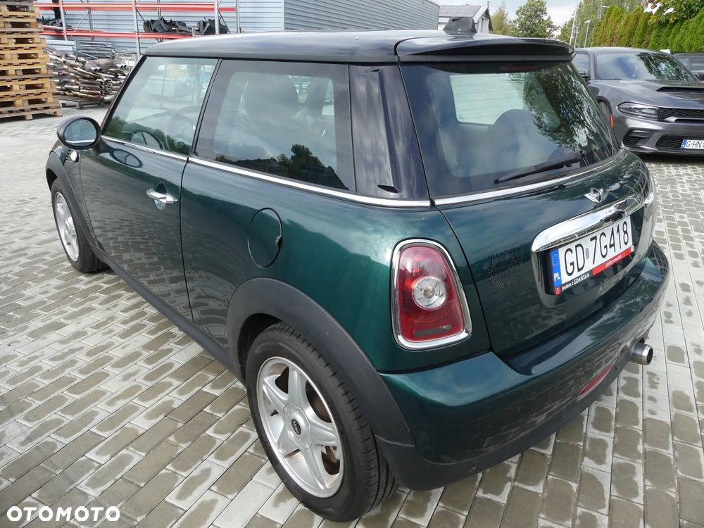 MINI Cooper Standard - 6