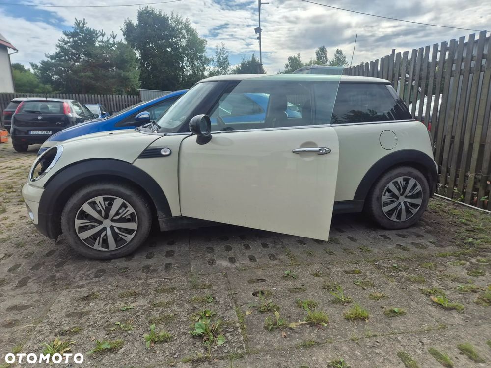 MINI ONE - 3