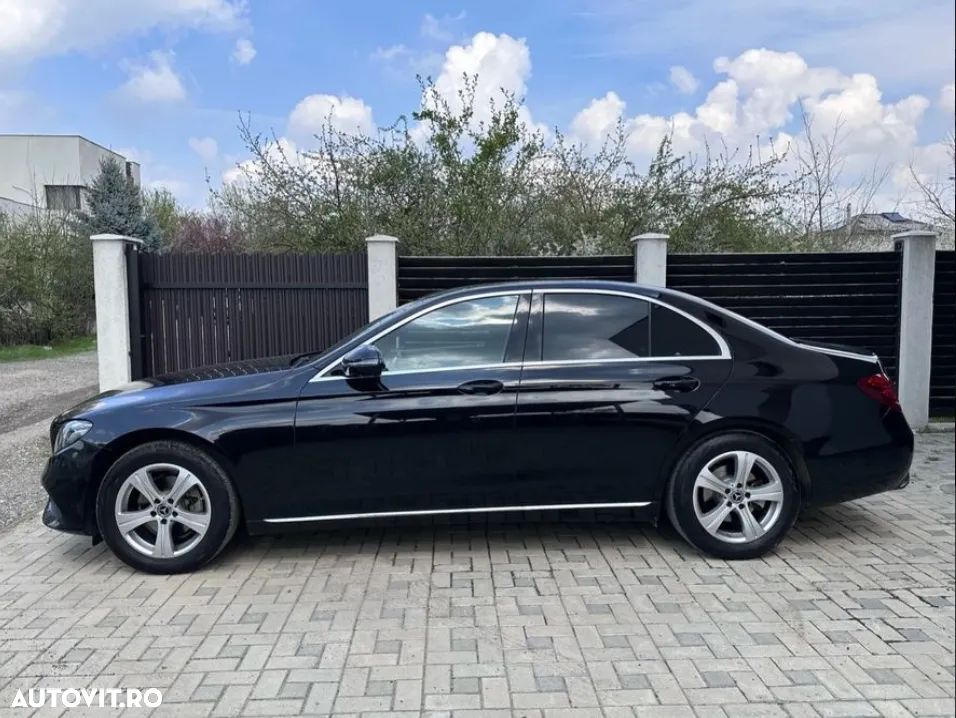 Mercedes-Benz E 220 d 9G-TRONIC - 5