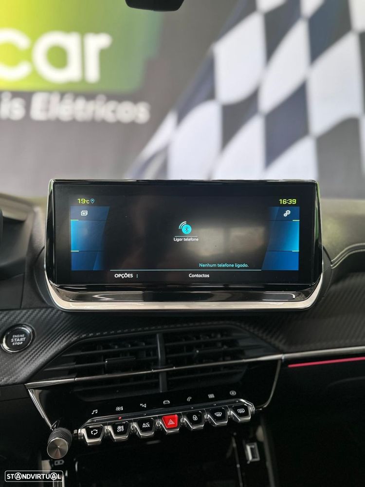 Peugeot e-2008 50 kWh GT - 18