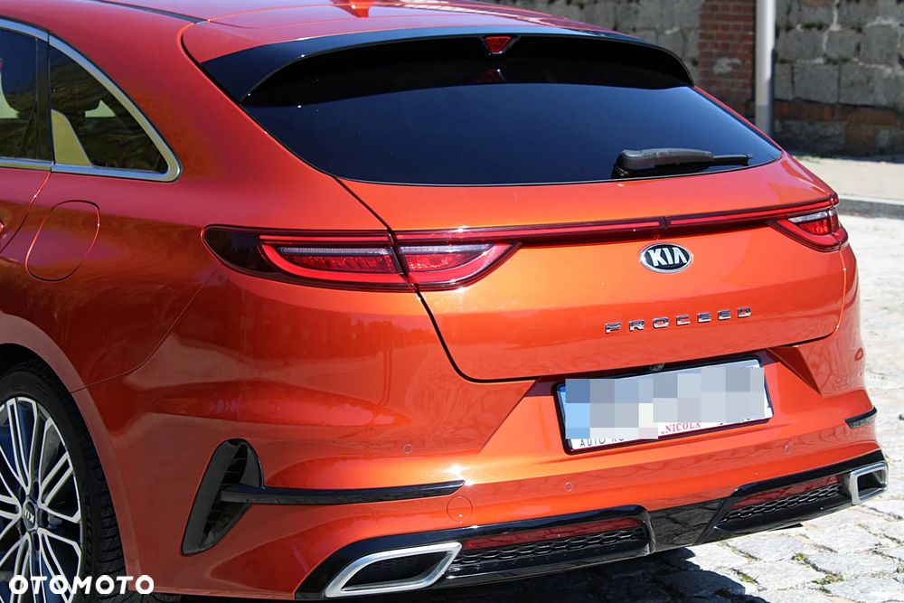 Kia ProCeed - 14