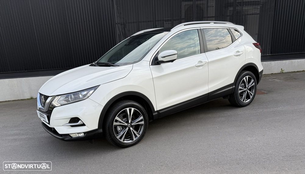 Nissan Qashqai 1.5 dCi N-Connecta - 2