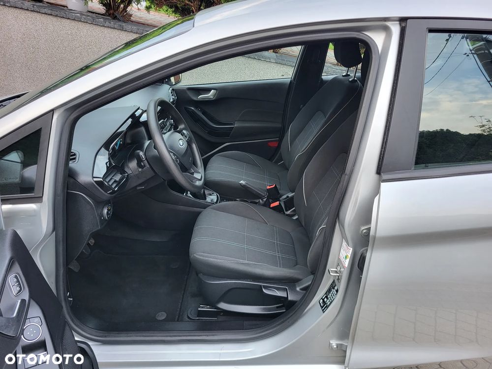 Ford Fiesta 1.1 S&S TREND - 10