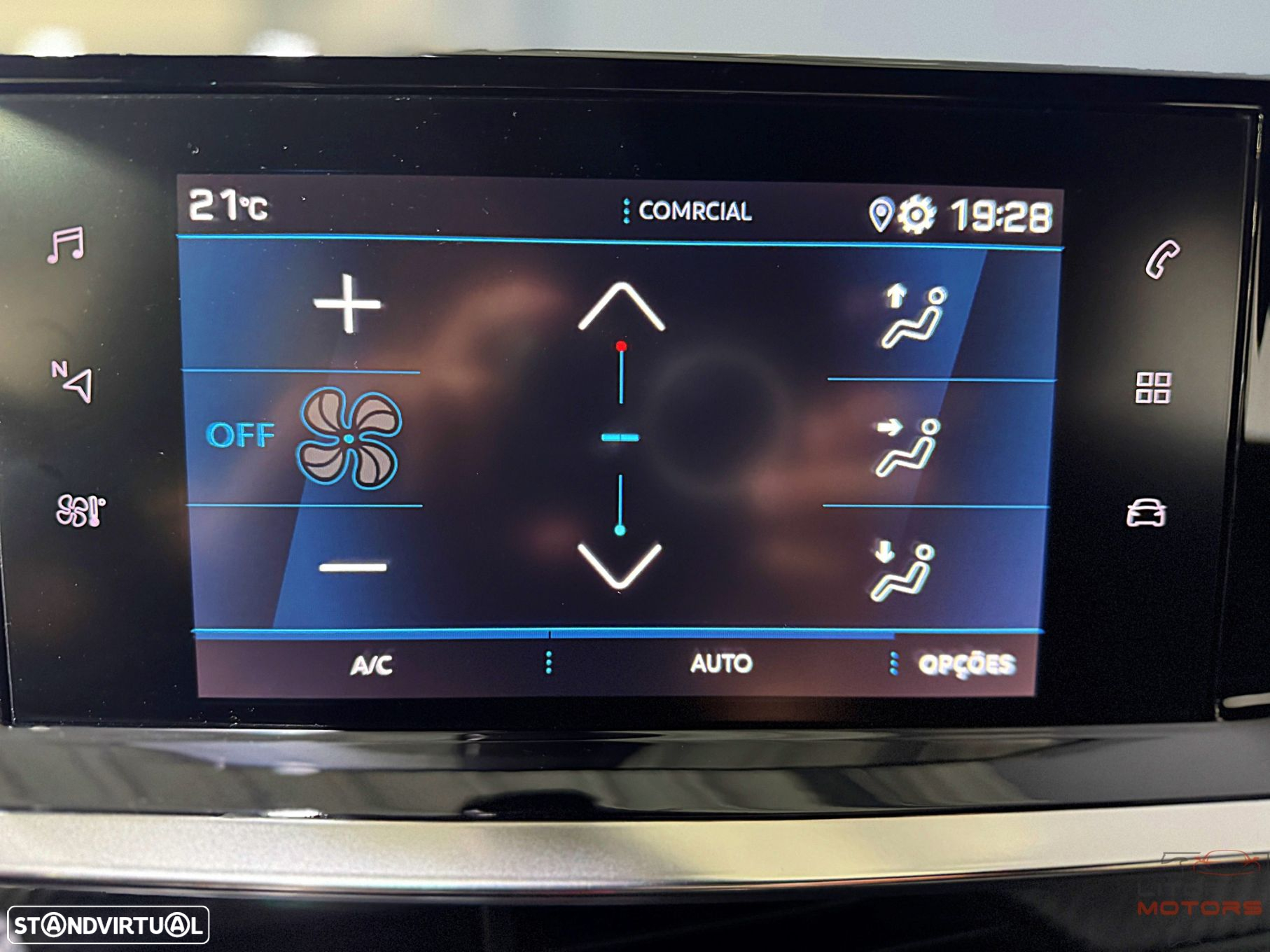 Peugeot 2008 1.2 PureTech Allure - 29